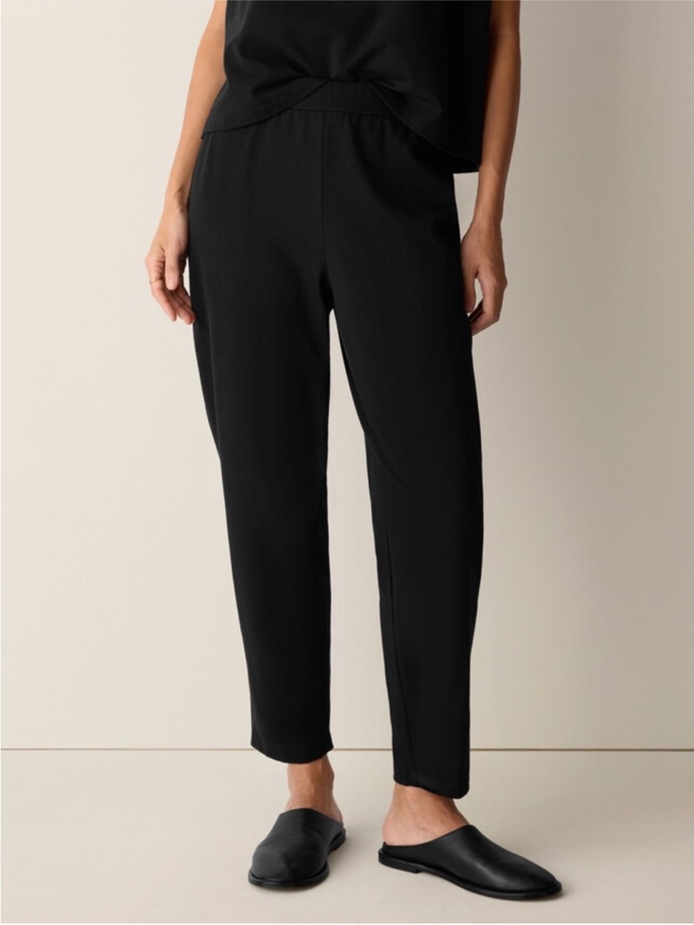 Eileen Fisher | Rayon Pull On Tapered Black Pants